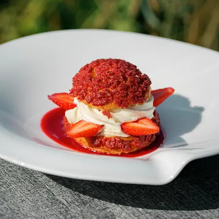 Отель L'esplanade Restaurant Bar A Vin