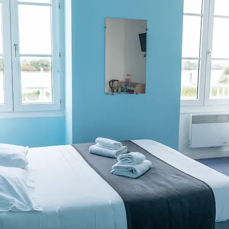 L'esplanade Restaurant Bar à Vin Le Pellerin