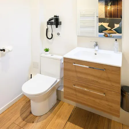 L'esplanade Restaurant Bar à Vin * Le Pellerin