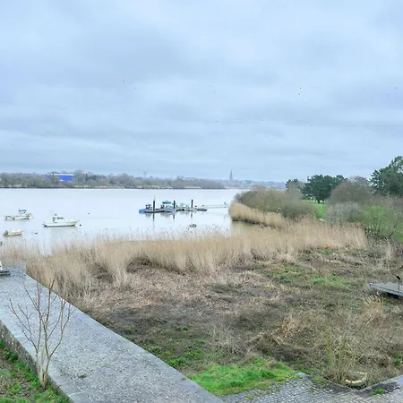 Hotel L'esplanade Restaurant Bar à Vin Le Pellerin