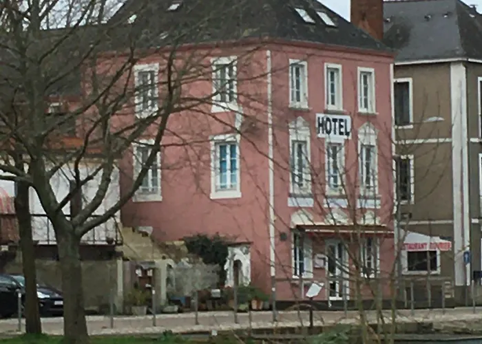 L'esplanade Restaurant Bar A Vin 호텔 Le Pellerin