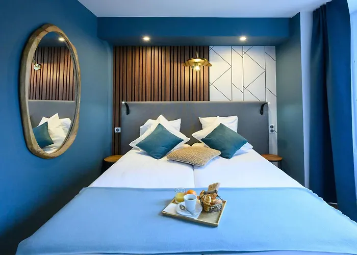 L'esplanade Restaurant Bar à Vin Le Pellerin