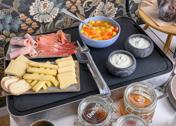 호텔 L'esplanade Restaurant Bar A Vin Le Pellerin