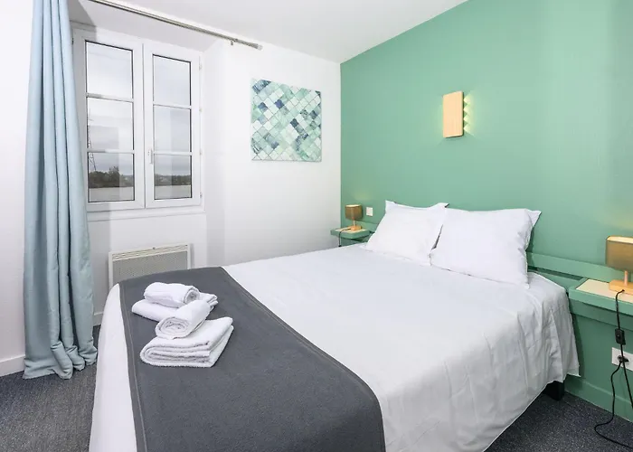 ホテル L'esplanade Restaurant Bar A Vin