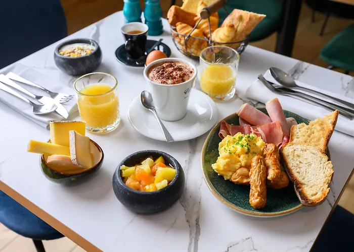 호텔 L'esplanade Restaurant Bar A Vin