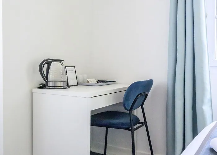 L'esplanade Restaurant Bar A Vin 호텔 Le Pellerin