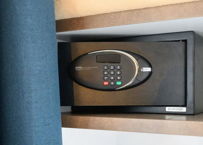 L'esplanade Restaurant Bar A Vin *