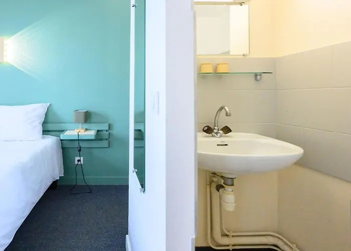 L'esplanade Restaurant Bar A Vin 호텔 Le Pellerin